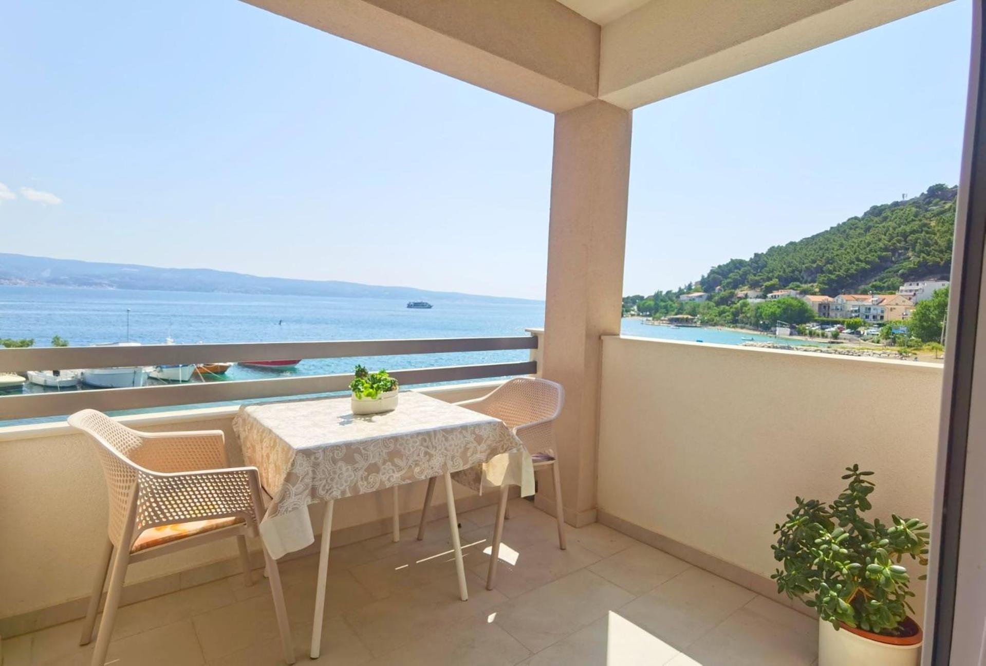 Beach House - Apartments Ana Duće Rom bilde