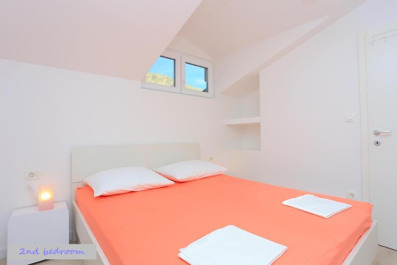 Beach House - Apartments Ana Duće Rom bilde